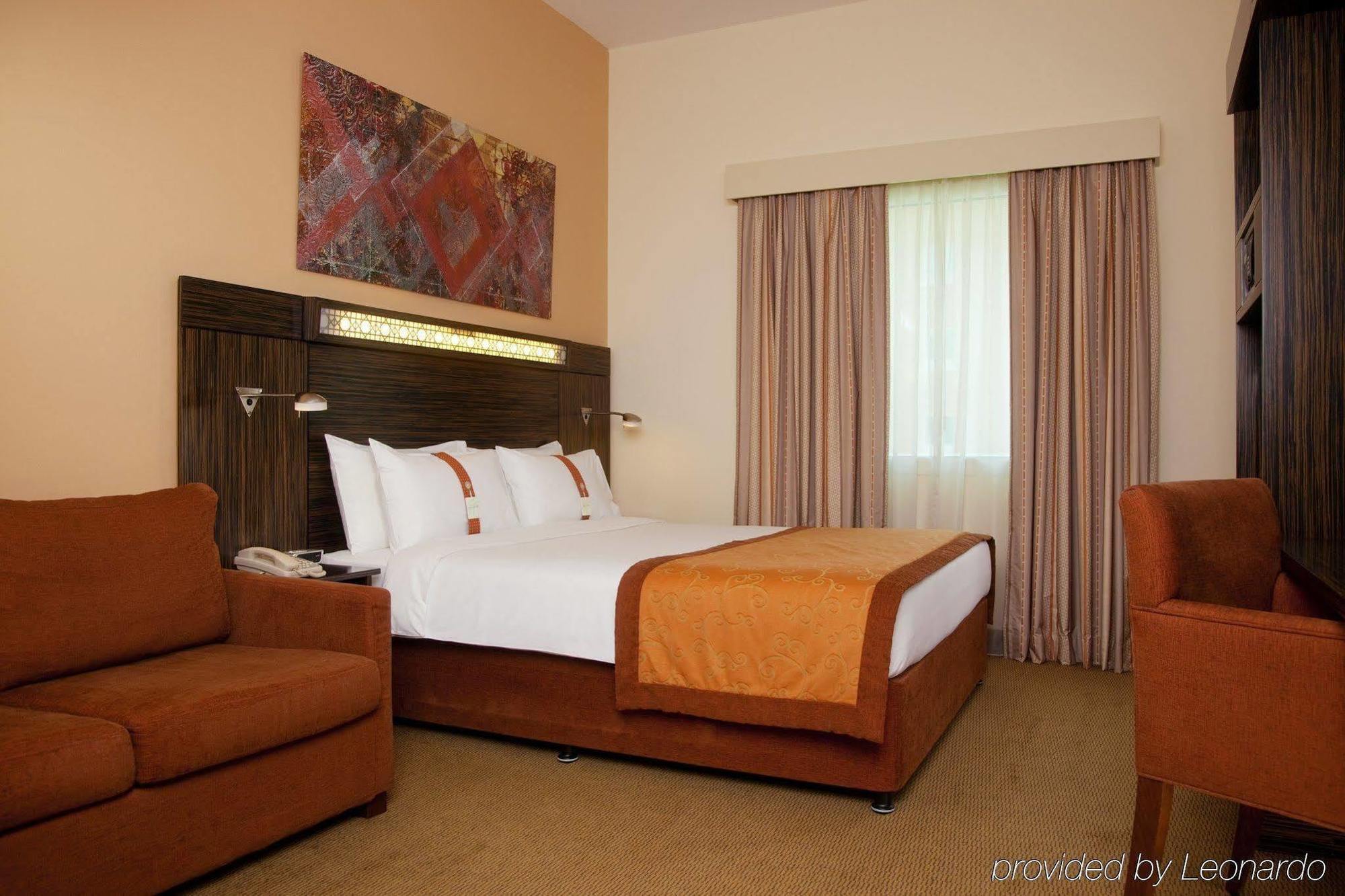 Holiday Inn Express Dubai Internet City, An Ihg Hotel Ruang foto